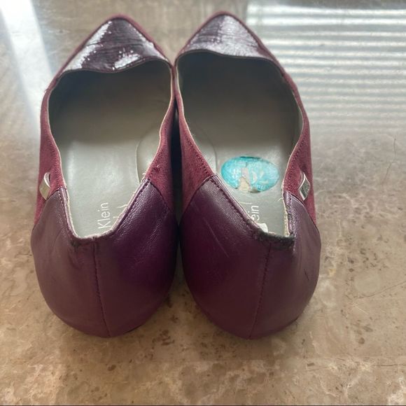 Calvin Klein Burgandy slip on flats size 6 - Picture 3 of 5